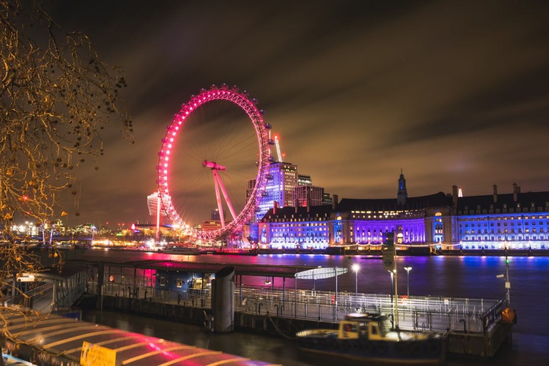 London Eye by night in December – TobiL Photography